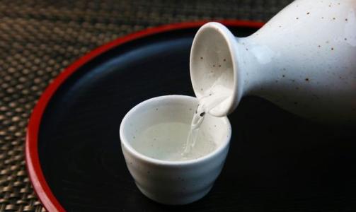 什么是勾兑白酒 勾兑酒酿造工艺口感如何